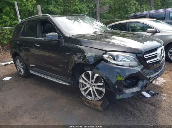 4JGDA5GB5KB218442 2019 MERCEDES-BENZ GLE - Image 1