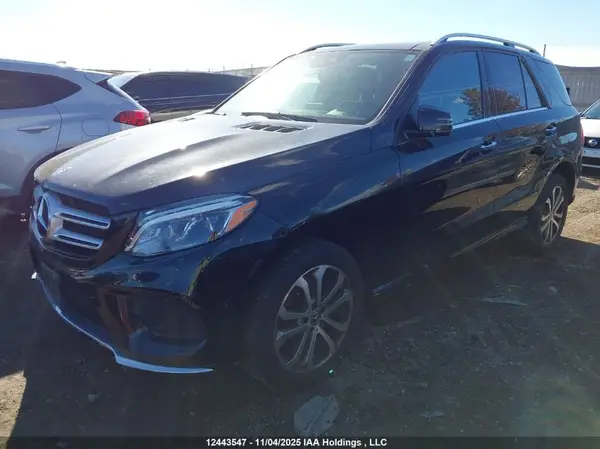 4JGDA5GB6JB110734 2018 MERCEDES-BENZ GLE - Image 2