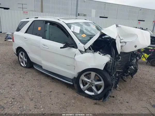 4JGDA5GB6KB208714 2019 MERCEDES-BENZ GLE - Image 1