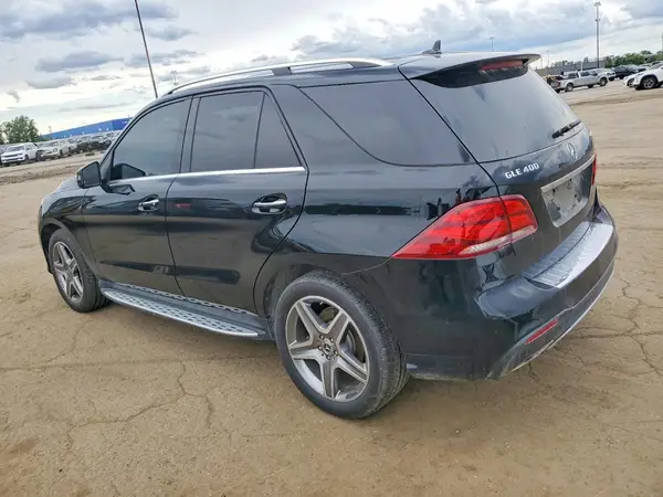 4JGDA5GB7GA637194 2016 MERCEDES-BENZ GLE - Image 2