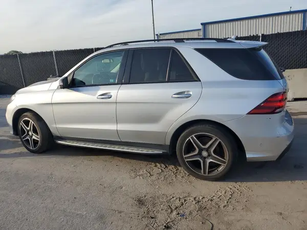 4JGDA5GB7GA705851 2016 MERCEDES-BENZ GLE - Image 2