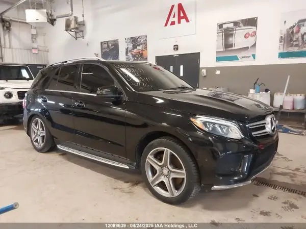 4JGDA5GB7HA925413 2017 MERCEDES-BENZ GLE - Image 1