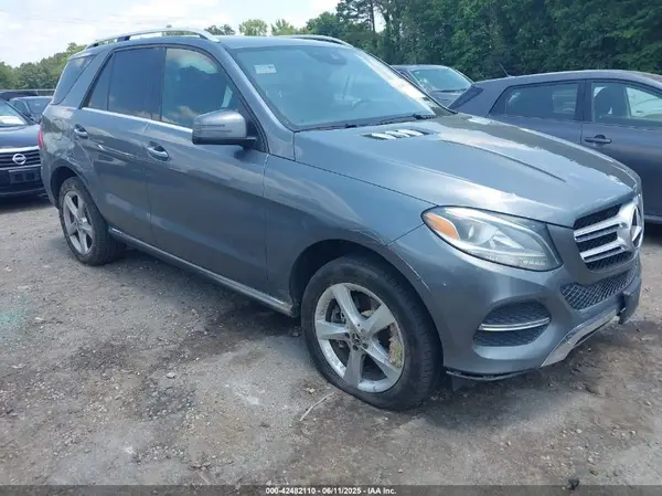 4JGDA5GB7KB207345 2019 MERCEDES-BENZ GLE - Image 1