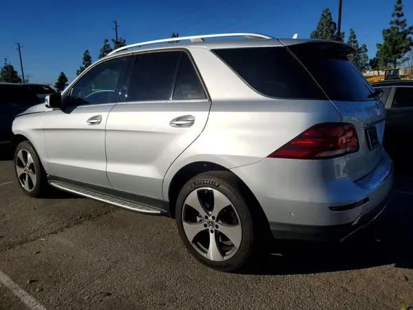 4JGDA5GB7KB211153 2019 MERCEDES-BENZ GLE - Image 2