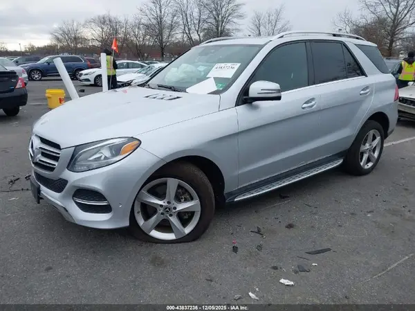 4JGDA5GB7KB213307 2019 MERCEDES-BENZ GLE - Image 2