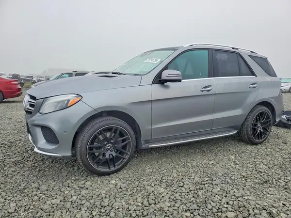 4JGDA5GB8GA675582 2016 MERCEDES-BENZ GLE - Image 1