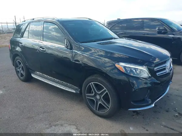 4JGDA5GB8GA677378 2016 MERCEDES-BENZ GLE - Image 1