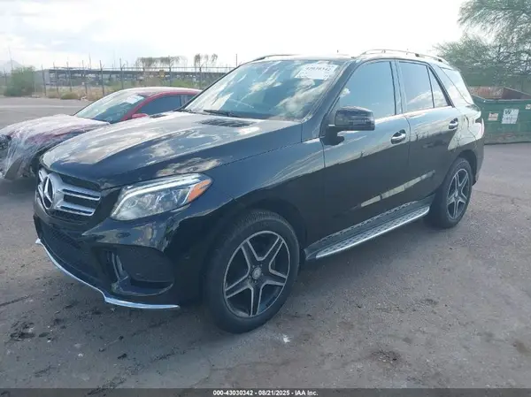 4JGDA5GB8GA677378 2016 MERCEDES-BENZ GLE - Image 2