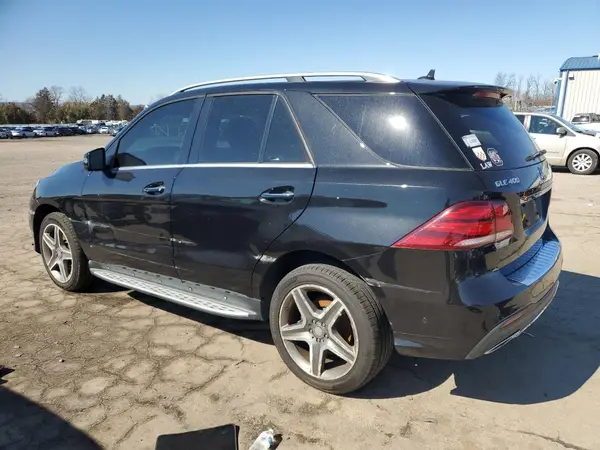 4JGDA5GB8GA799805 2016 MERCEDES-BENZ GLE - Image 2