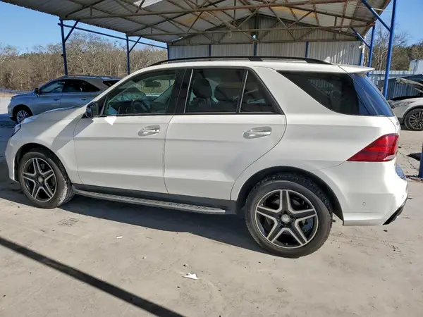 4JGDA5GB8HA848194 2017 MERCEDES-BENZ GLE - Image 2
