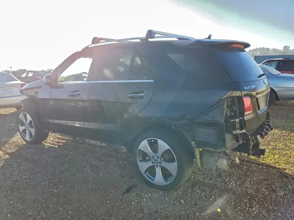 4JGDA5GB8KB206902 2019 MERCEDES-BENZ GLE - Image 2