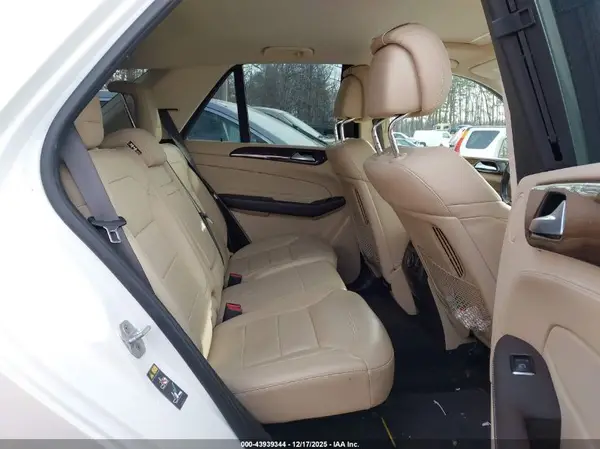 4JGDA5GB9HA840301 2017 MERCEDES-BENZ GLE - Image 8