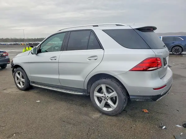 4JGDA5GB9KB211445 2019 MERCEDES-BENZ GLE - Image 2