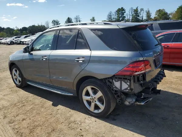 4JGDA5GB9KB215155 2019 MERCEDES-BENZ GLE - Image 2
