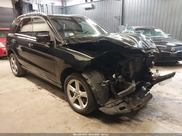 4JGDA5GBXKB216718 2019 MERCEDES-BENZ GLE - Image 1