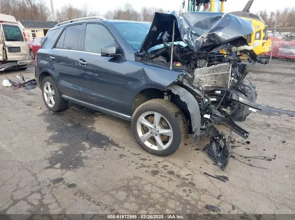 4JGDA5HB0GA667829 2016 MERCEDES-BENZ GLE - Image 1