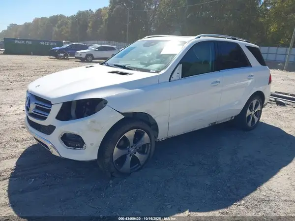 4JGDA5HB0GA681147 2016 MERCEDES-BENZ GLE - Image 2