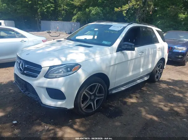 4JGDA5HB0GA685876 2016 MERCEDES-BENZ GLE - Image 2