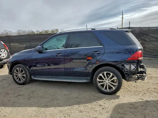 4JGDA5HB0GA696702 2016 MERCEDES-BENZ GLE - Image 2