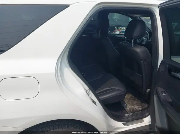 4JGDA5HB0GA697414 2016 MERCEDES-BENZ GLE - Image 8
