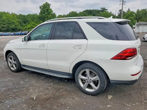 4JGDA5HB0GA700506 2016 MERCEDES-BENZ GLE - Image 2
