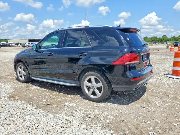4JGDA5HB0GA703910 2016 MERCEDES-BENZ GLE - Image 2