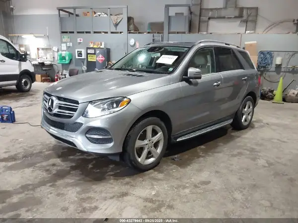4JGDA5HB0GA732372 2016 MERCEDES-BENZ GLE - Image 2