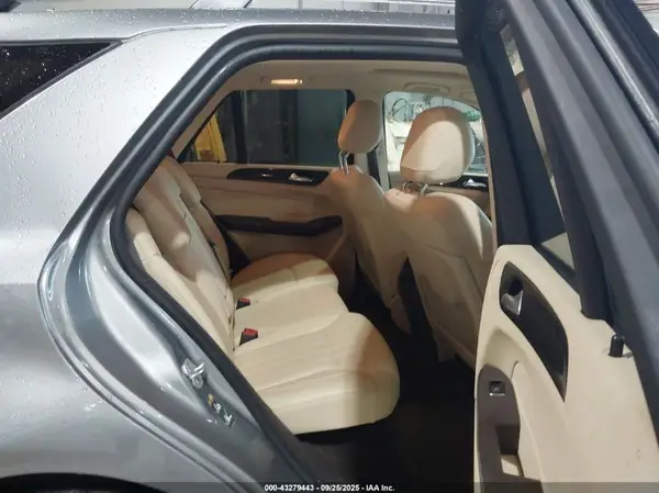 4JGDA5HB0GA732372 2016 MERCEDES-BENZ GLE - Image 8
