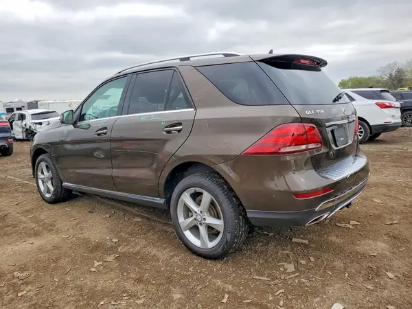 4JGDA5HB0GA733912 2016 MERCEDES-BENZ GLE - Image 2