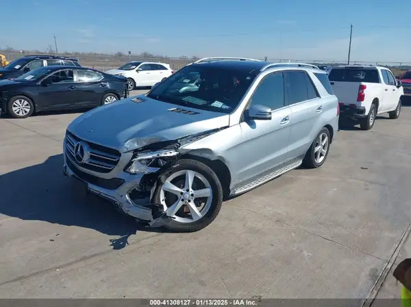 4JGDA5HB0GA733943 2016 MERCEDES-BENZ GLE - Image 2