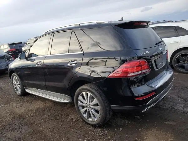 4JGDA5HB0GA736602 2016 MERCEDES-BENZ GLE - Image 2
