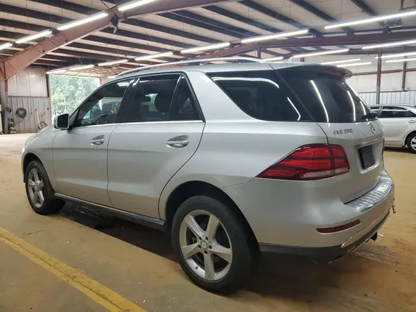 4JGDA5HB0GA753724 2016 MERCEDES-BENZ GLE - Image 2