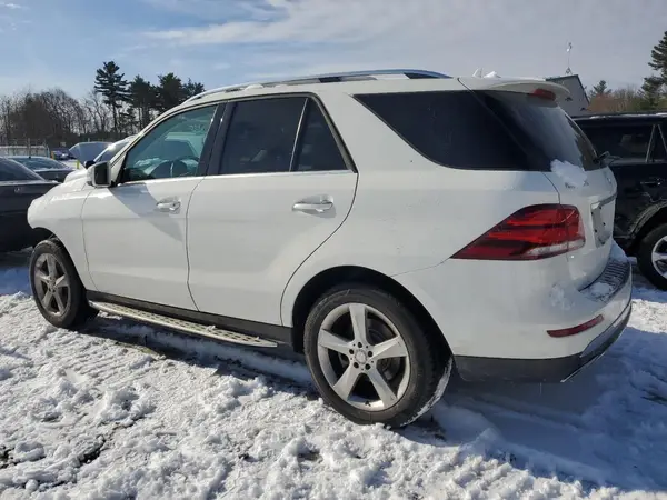 4JGDA5HB0GA772211 2016 MERCEDES-BENZ GLE - Image 2