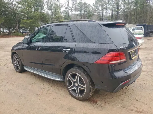 4JGDA5HB0GA781488 2016 MERCEDES-BENZ GLE - Image 2