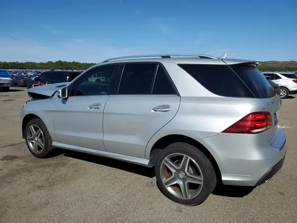 4JGDA5HB0GA800248 2016 MERCEDES-BENZ GLE - Image 2