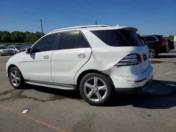 4JGDA5HB0GA805868 2016 MERCEDES-BENZ GLE - Image 2