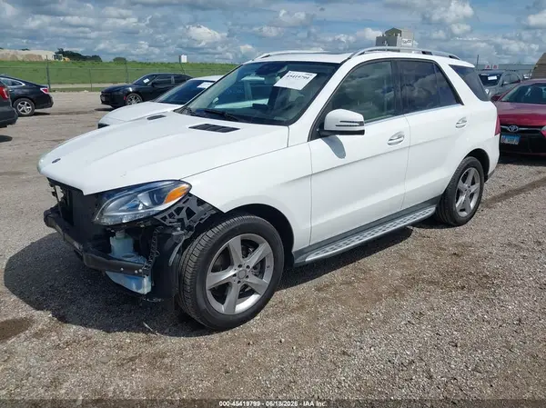 4JGDA5HB0HA831338 2017 MERCEDES-BENZ GLE - Image 2