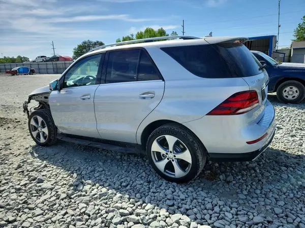 4JGDA5HB0HA877817 2017 MERCEDES-BENZ GLE - Image 2