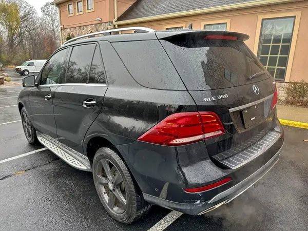 4JGDA5HB0HA879695 2017 MERCEDES-BENZ GLE - Image 2