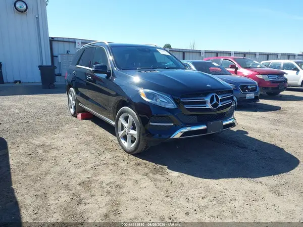 4JGDA5HB0HA887523 2017 MERCEDES-BENZ GLE - Image 1