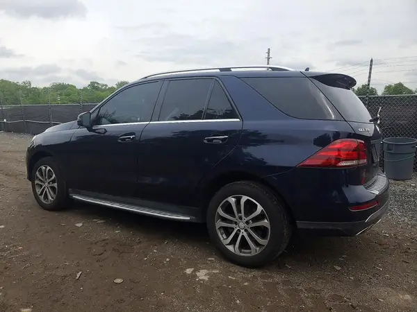 4JGDA5HB0HA890325 2017 MERCEDES-BENZ GLE - Image 2