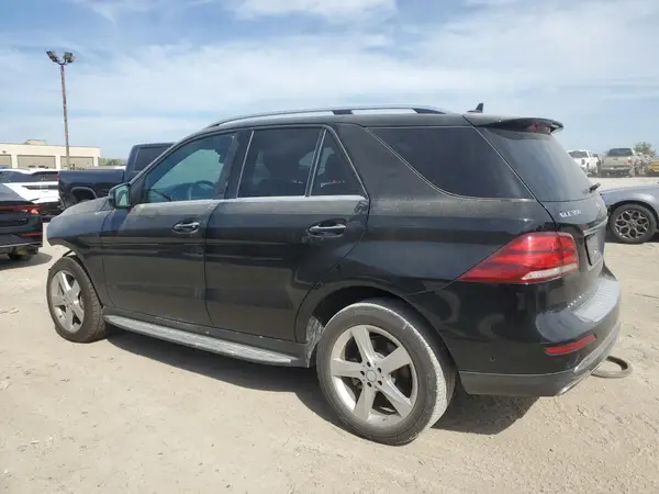 4JGDA5HB0HA903722 2017 MERCEDES-BENZ GLE - Image 2