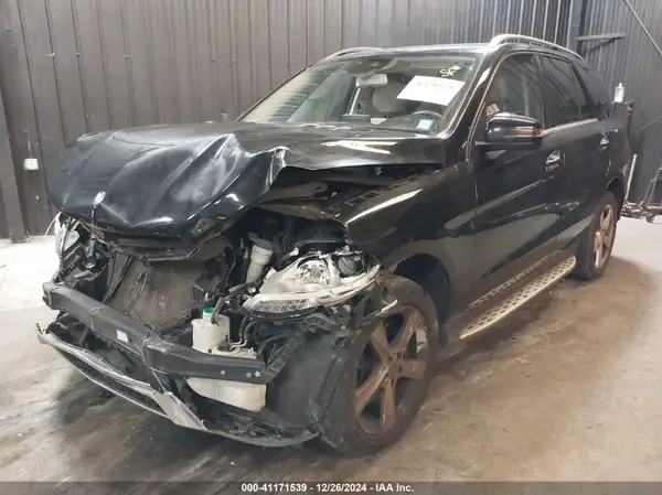 4JGDA5HB0HA915479 2017 MERCEDES-BENZ GLE - Image 2