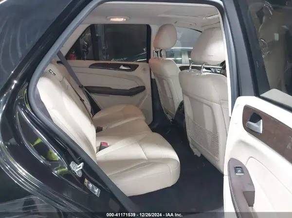 4JGDA5HB0HA915479 2017 MERCEDES-BENZ GLE - Image 8