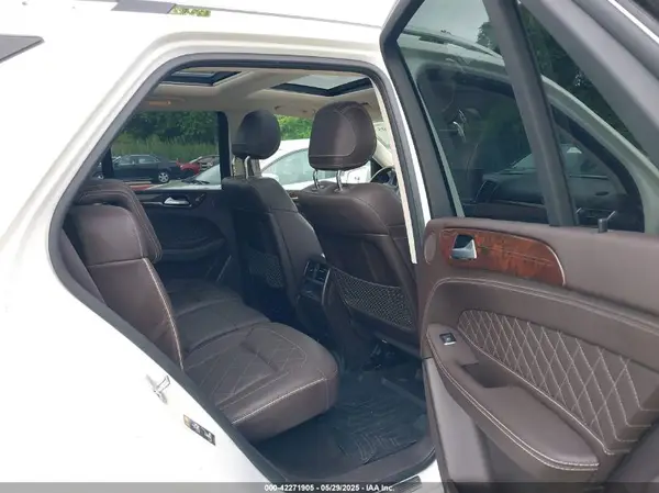 4JGDA5HB0HA924277 2017 MERCEDES-BENZ GLE - Image 8