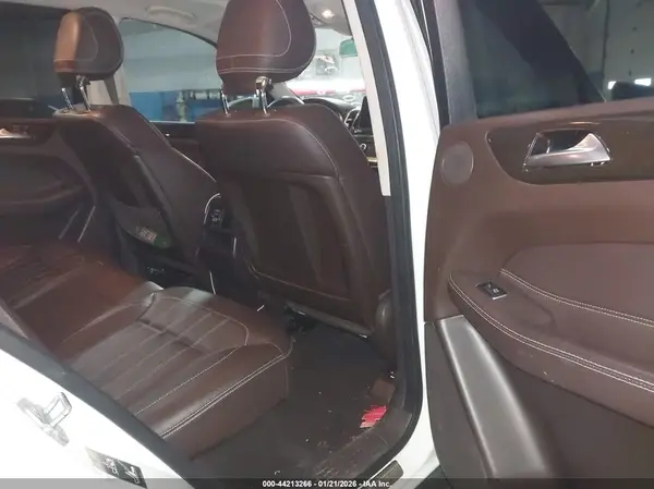 4JGDA5HB0HA932041 2017 MERCEDES-BENZ GLE - Image 8