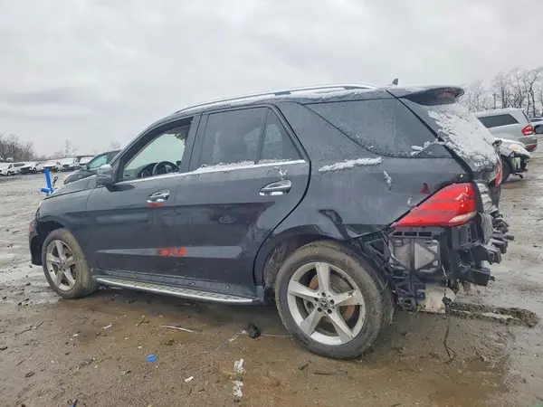 4JGDA5HB0HA935425 2017 MERCEDES-BENZ GLE - Image 2
