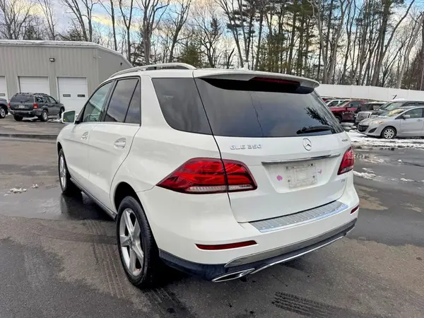 4JGDA5HB0HA942858 2017 MERCEDES-BENZ GLE - Image 2