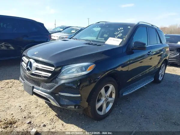 4JGDA5HB0HA972569 2017 MERCEDES-BENZ GLE - Image 2