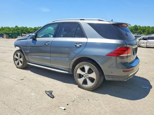 4JGDA5HB0HA975715 2017 MERCEDES-BENZ GLE - Image 2